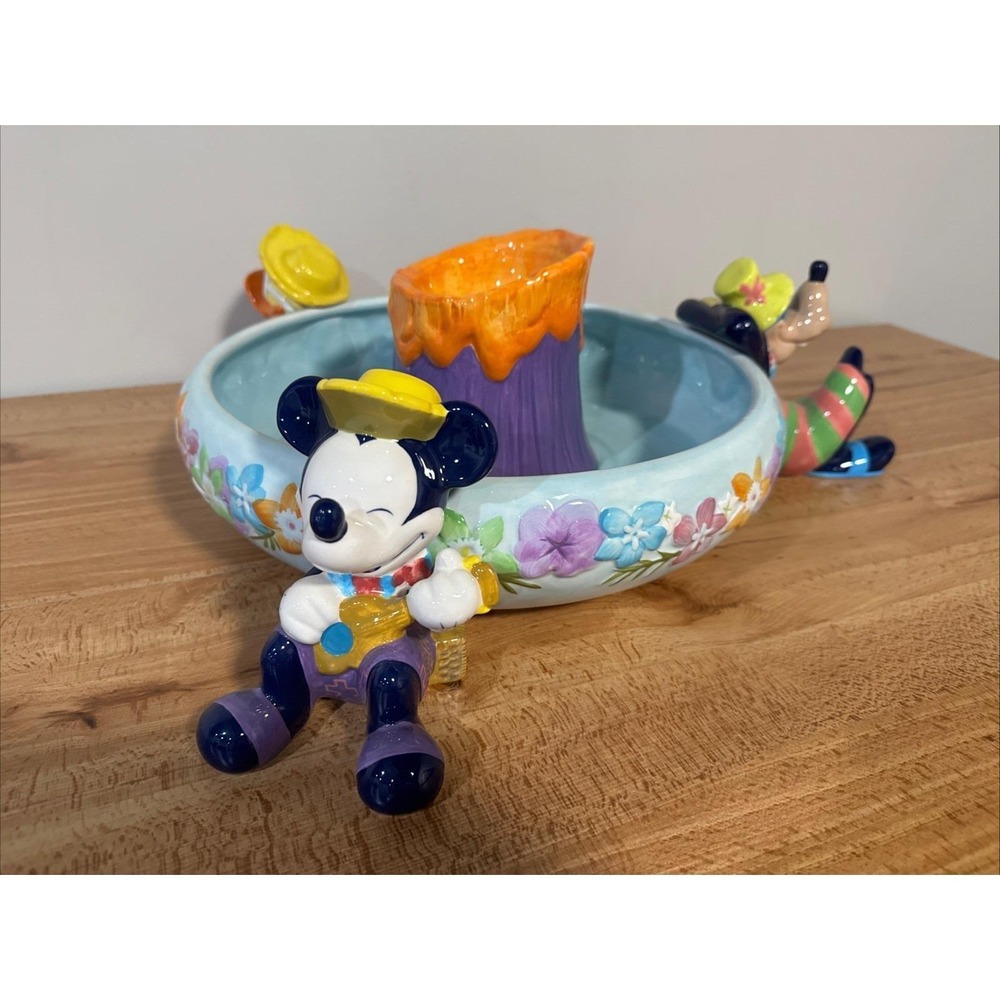 Disney Scorpion Bowl Tiki Bar Ceramic Volcano Cocktail Mug Chip Bowl Mickey